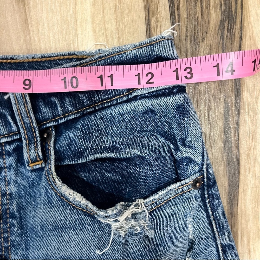 Abercrombie & Fitch The Mom High Rise Jeans - Picture 6 of 8